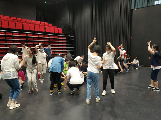 20210514912212.jpg 室内篮球馆