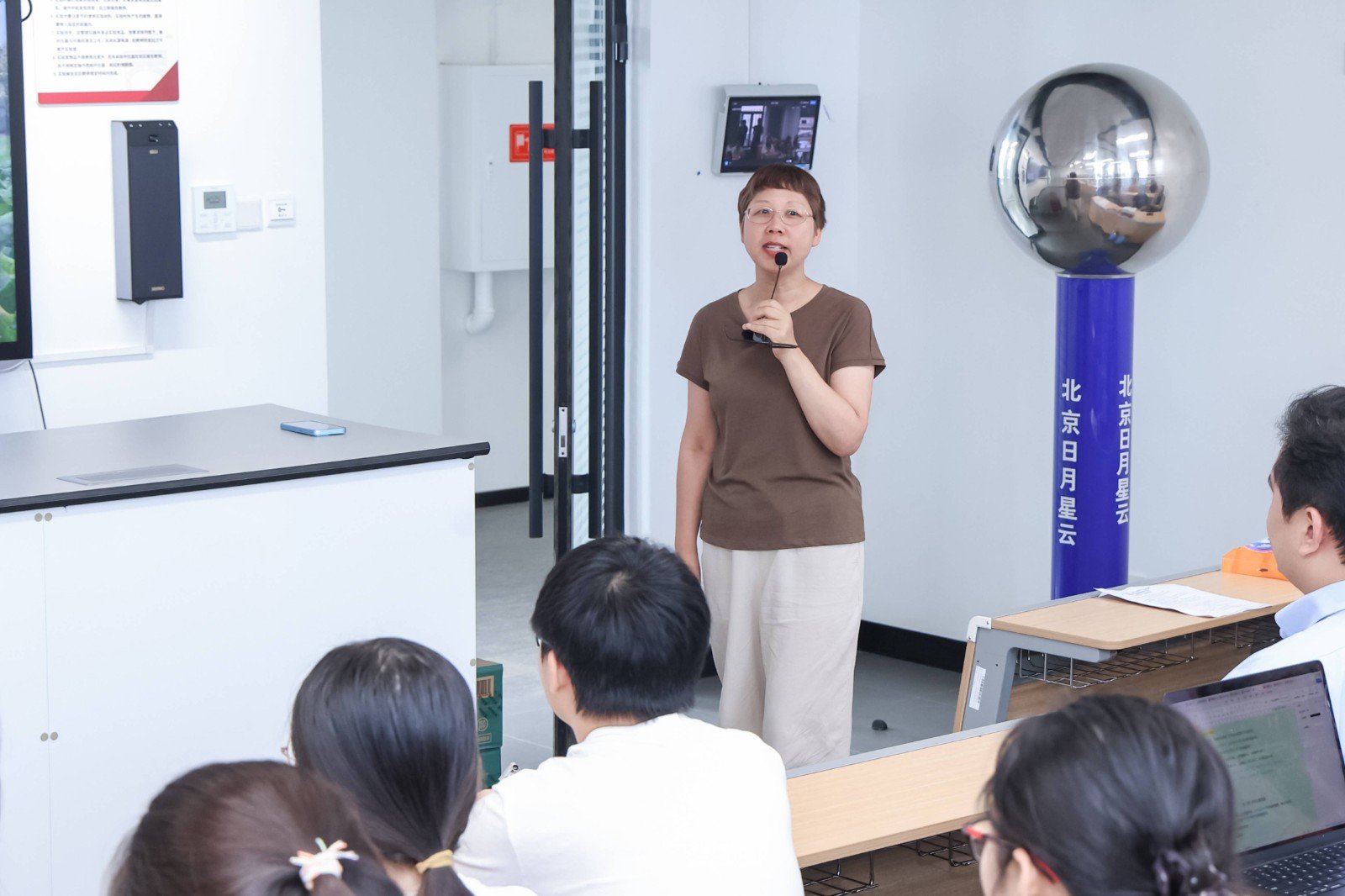 百年新奥门免费资料大全新牌门帮助中心