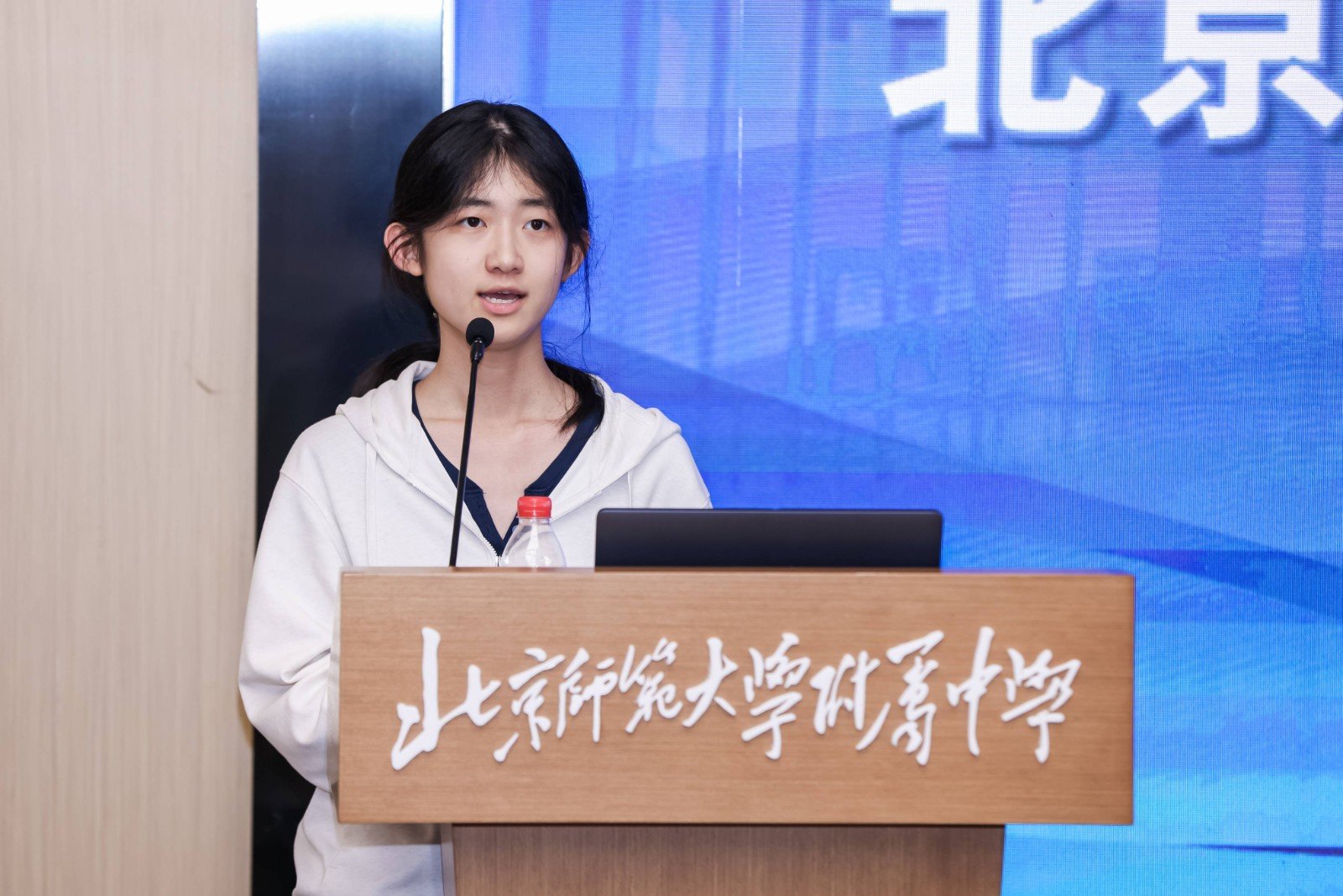 新奥门免费资料大全新牌门帮助中心第二